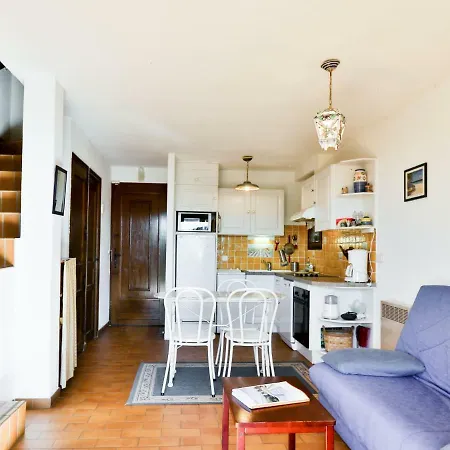 Semesterbostad Holiday Les Hauts De St Clair.6 *